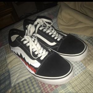 Vans Old Skool Shark Design